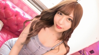 A gal clerk working at Shibuya 1●9! The summer of this Shibuya-loving gal isn't over yet! She wraps her plump lips around the dick and gives a vacuum blowjob with her hyottoko face! She probably loves dicks as much as Shibuya does, right? H