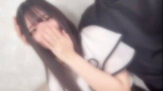 You'll fall in love. [Uncensored] [Creampie] This beautiful girl with an idol face has a cute voice. She's shy, so I really liked how she was embarrassed. *Bonus included