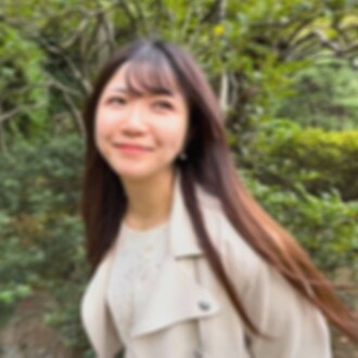 Phim A beautiful girl with a cute figure and idol-level figure says, "... Eh? ... Are you going to put it in like that?" She's cumming like crazy, but she's mad about the creampie