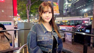 [World-class body] 170cm tall! H-cup huge breasts! A huge ass that makes you want to slap her! A glamorous body that can be used worldwide! A deep French kiss turns her masochistic side on! She serves you with her glazed eyes and begs for your d