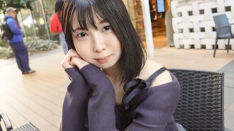 "【Is this gap amazing?】 A calm nursery teacher who is popular with parents is sexually frustrated. She has a pure face, but she wears underwear like this all the time... The sight of her shaking her hips on her own is too erotic! [...]"