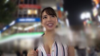 Phim [Bonus included] *The legendary hostess appears. A voluptuous, busty beauty gives a lewd titjob with oil and a slippery, oily play. She writhes in pleasure as she is fucked by a huge cock, resulting in a massive squirting orgasm!