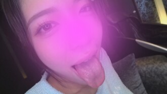 Phim [Limited time sale until 1/4!!] Squirting, drooling, and semen flowing! Raw sex with Shizuku, a slender, busty masochist!