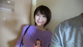 Phim She's a cute college student who could be the center of an idol group. Her cute appearance doesn't match her huge breasts, so she gets super excited and cums inside her.